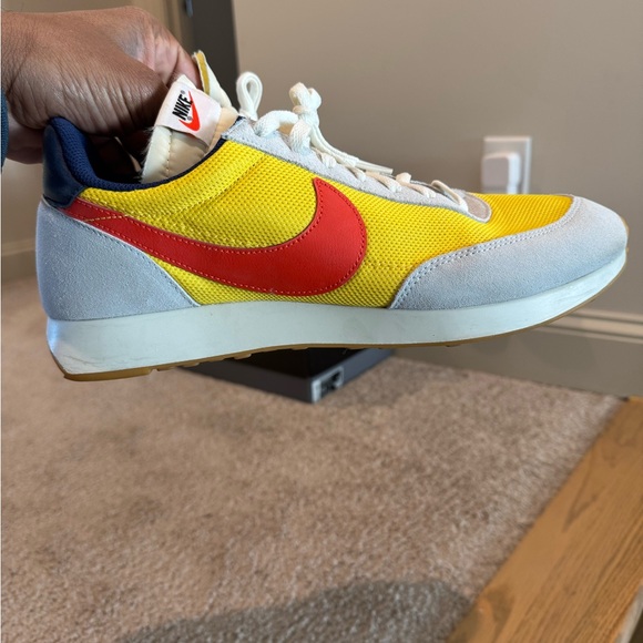 Nike Other - Nike tailwind